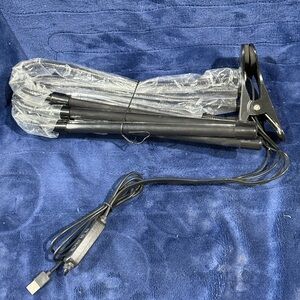 Black USB-Powered LED Clip-On grow Lamp for growing seedlings and small plants